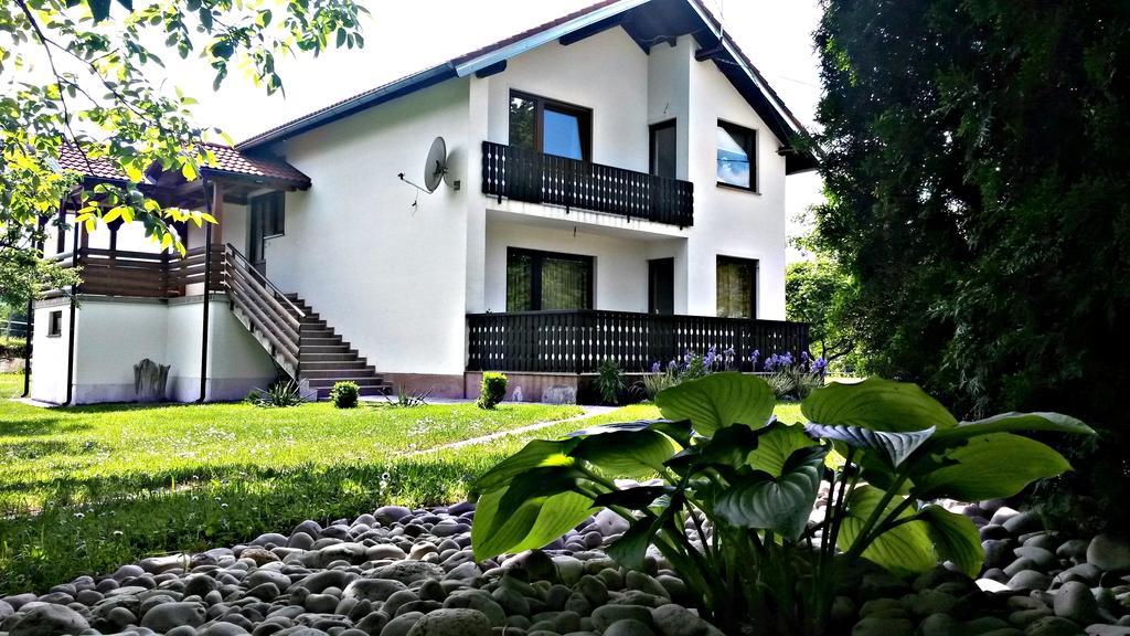 Apartment Lipa Irinovac ห้อง รูปภาพ