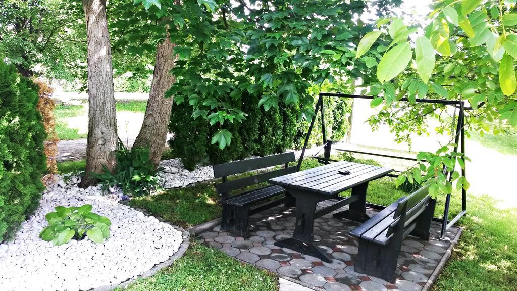 Apartment Lipa Irinovac ห้อง รูปภาพ
